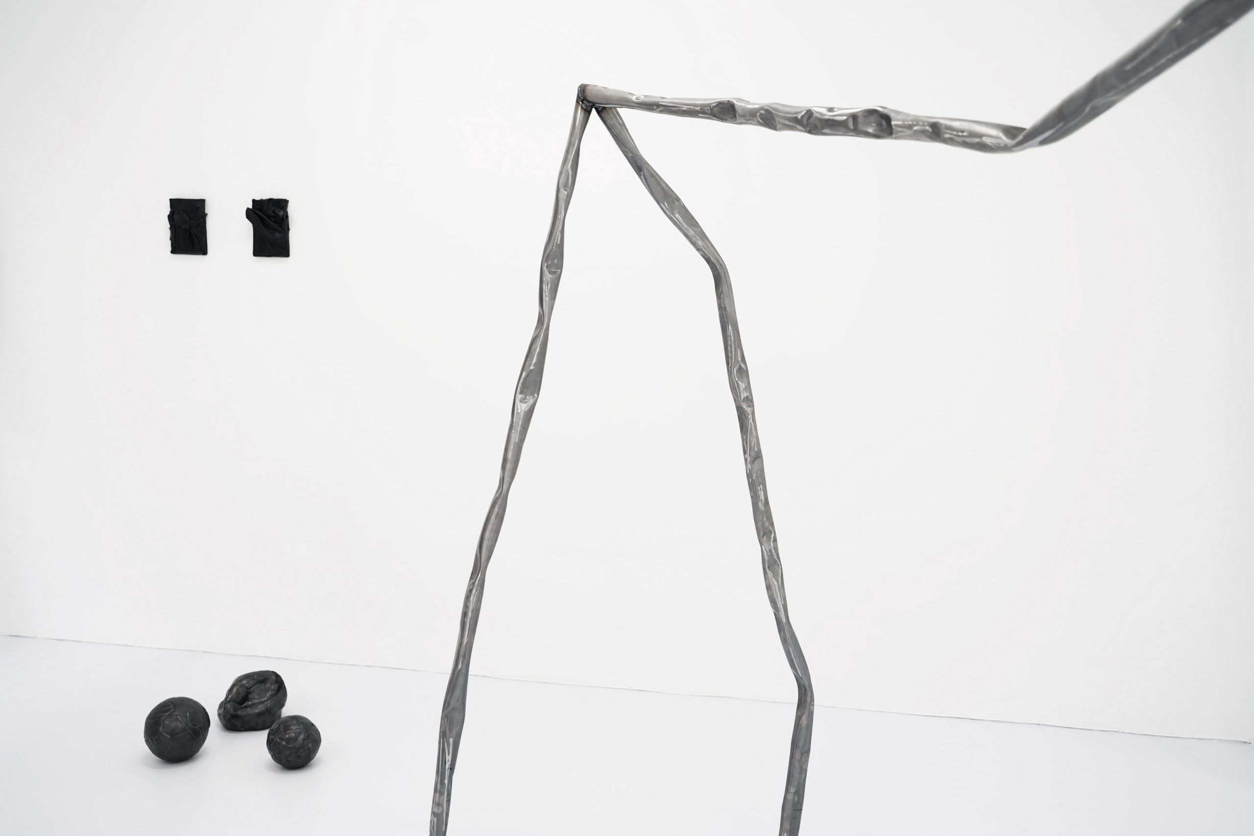 Solo Show “Un golpe invisible y redondo”-1